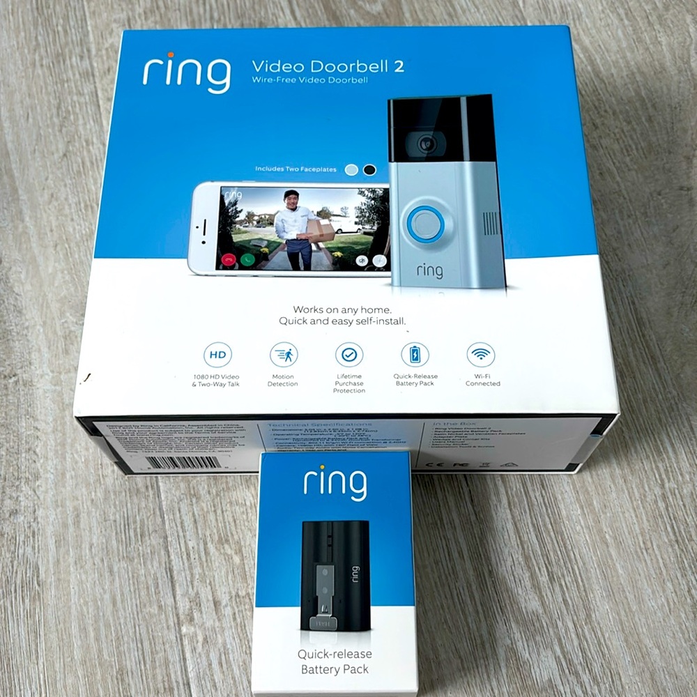 Ring Video Doorbell 2 and Quick Release Battery Pack